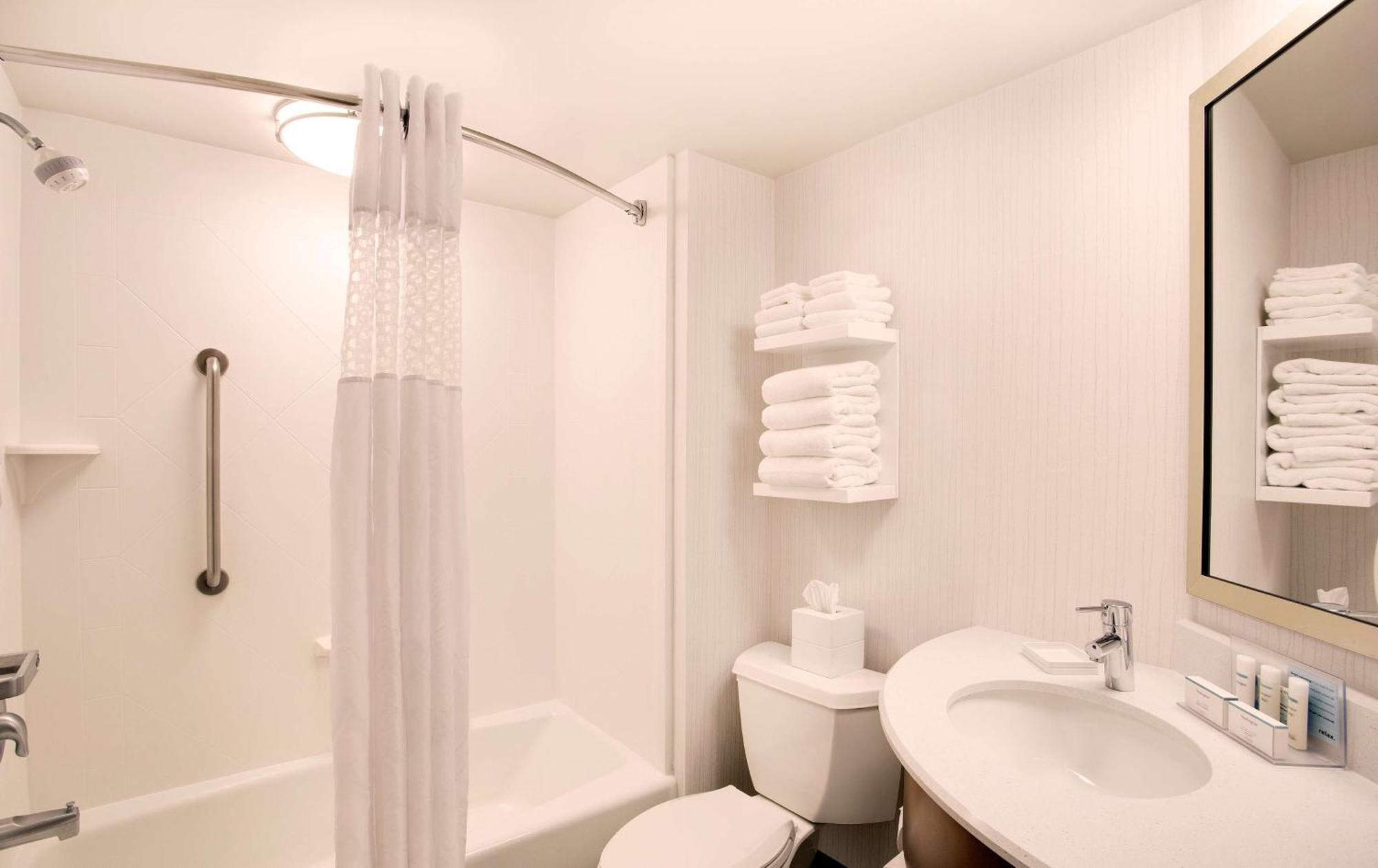 Hampton Inn Lancaster Fertility Luaran gambar
